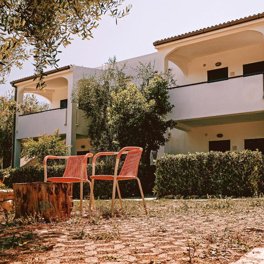 Villaggio Eco-Sostenibile Cala Molinella Vieste Exterior photo